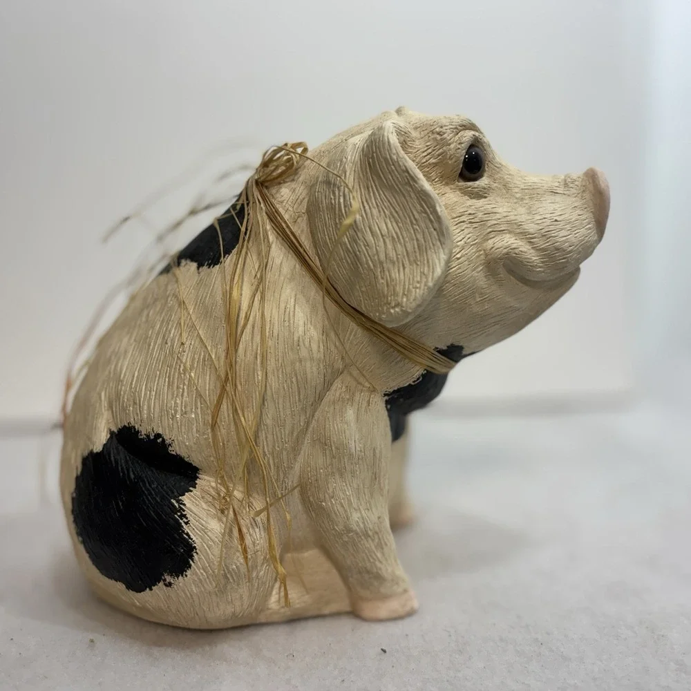 Black Spotted Pig Bank Raffia‎ Decorated